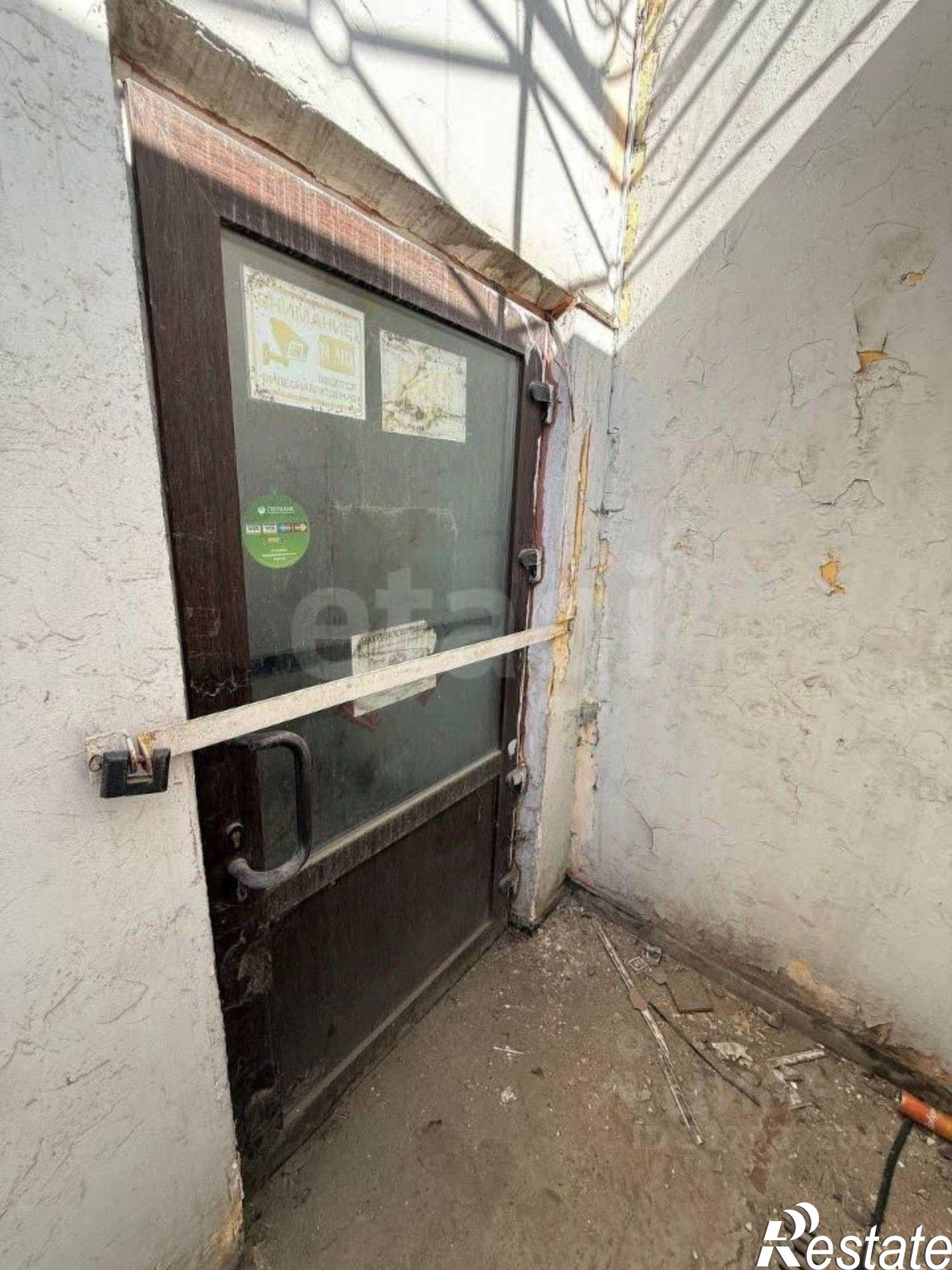 Сдать торговое помещение за 230 000 рублей на улица Ленина, 75/33