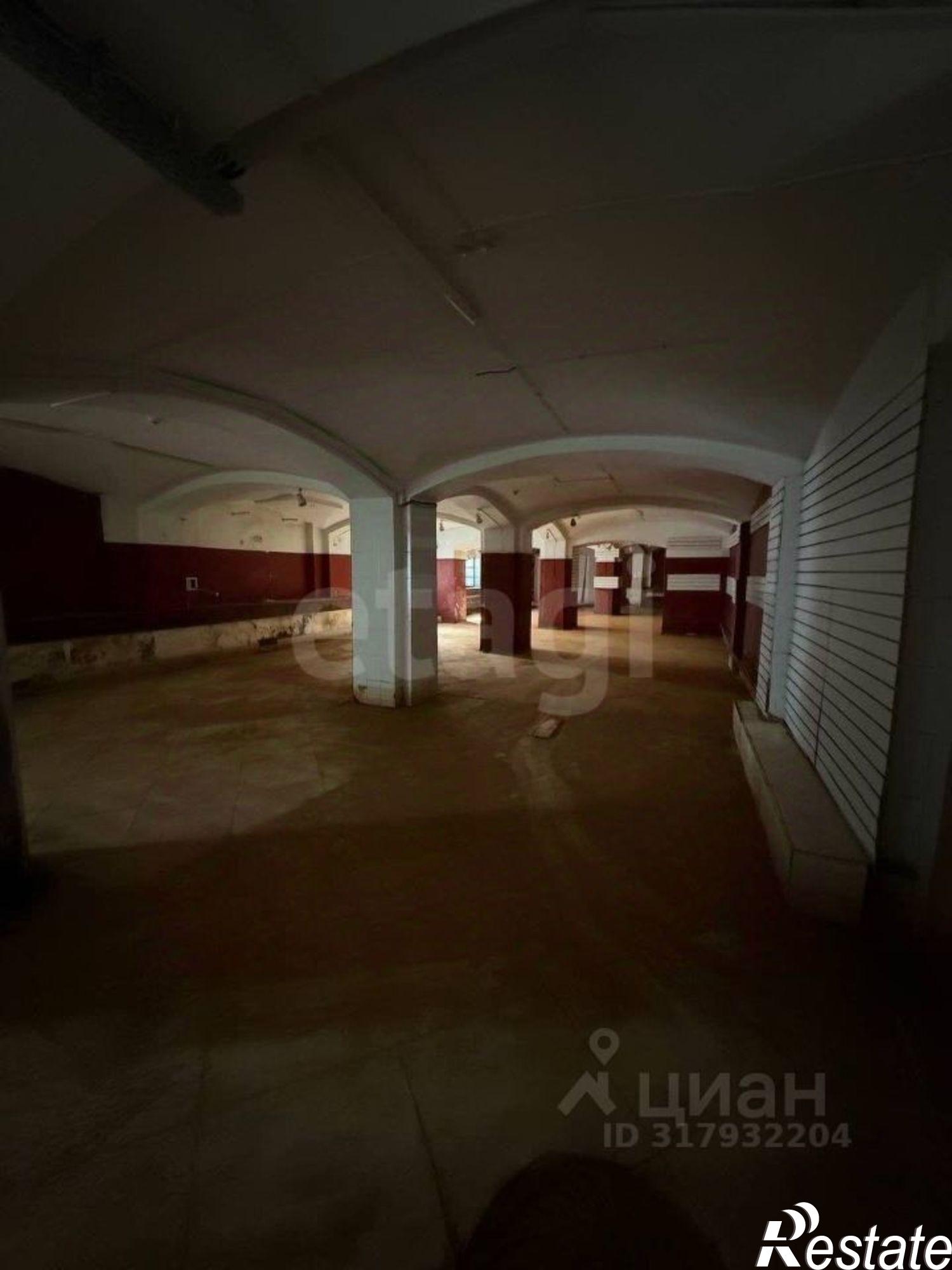 Сдать торговое помещение за 230 000 рублей на улица Ленина, 75/33