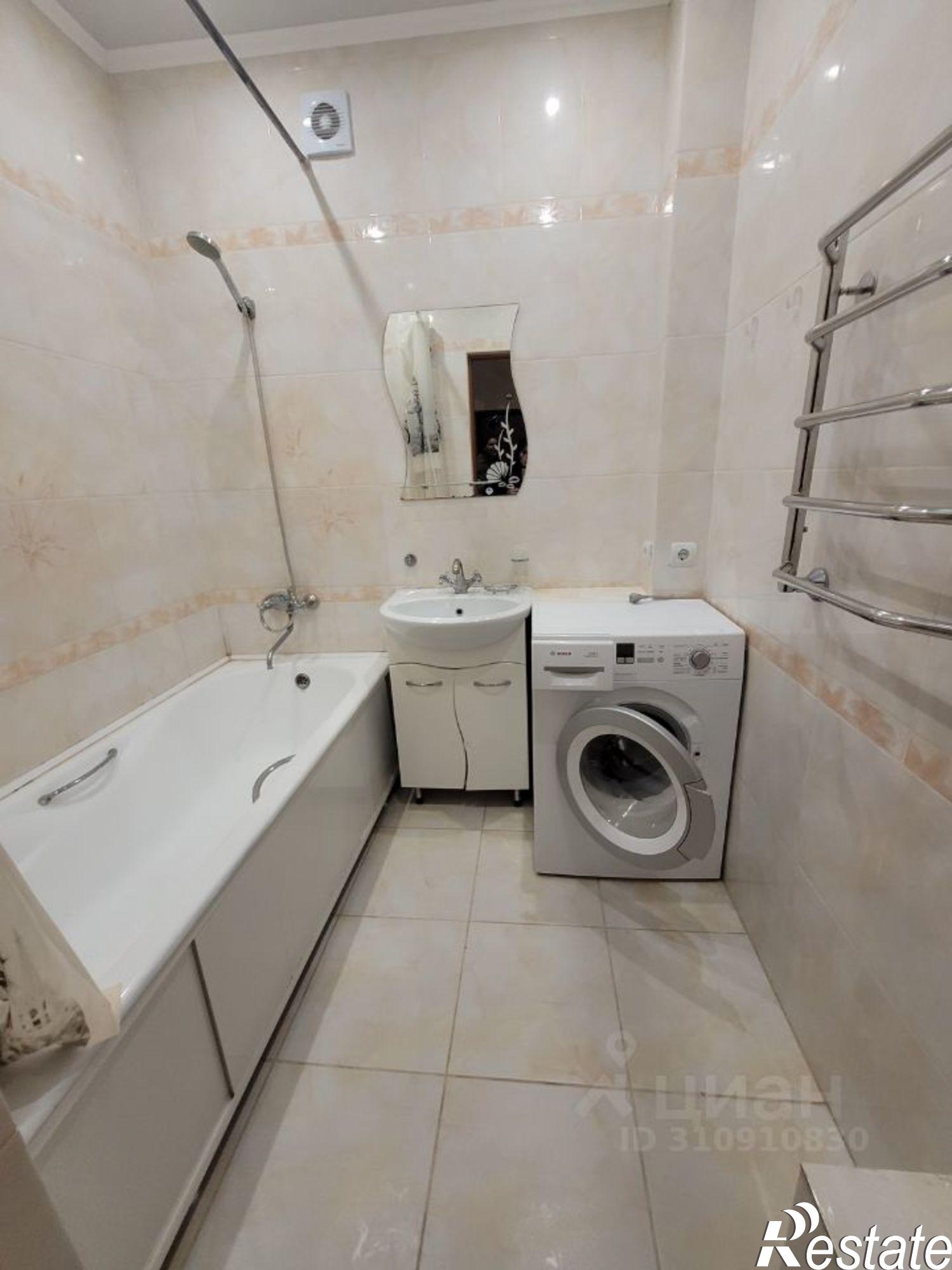 Сдать квартиру за 28 000 рублей на улица Фомушина, 9