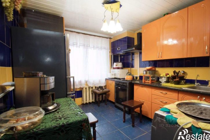 3-комн квартира улица Салтыкова-Щедрина, 72,  д. 72