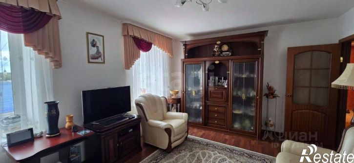 3-комн квартира улица Суворова, 111/21,  д. 111/21