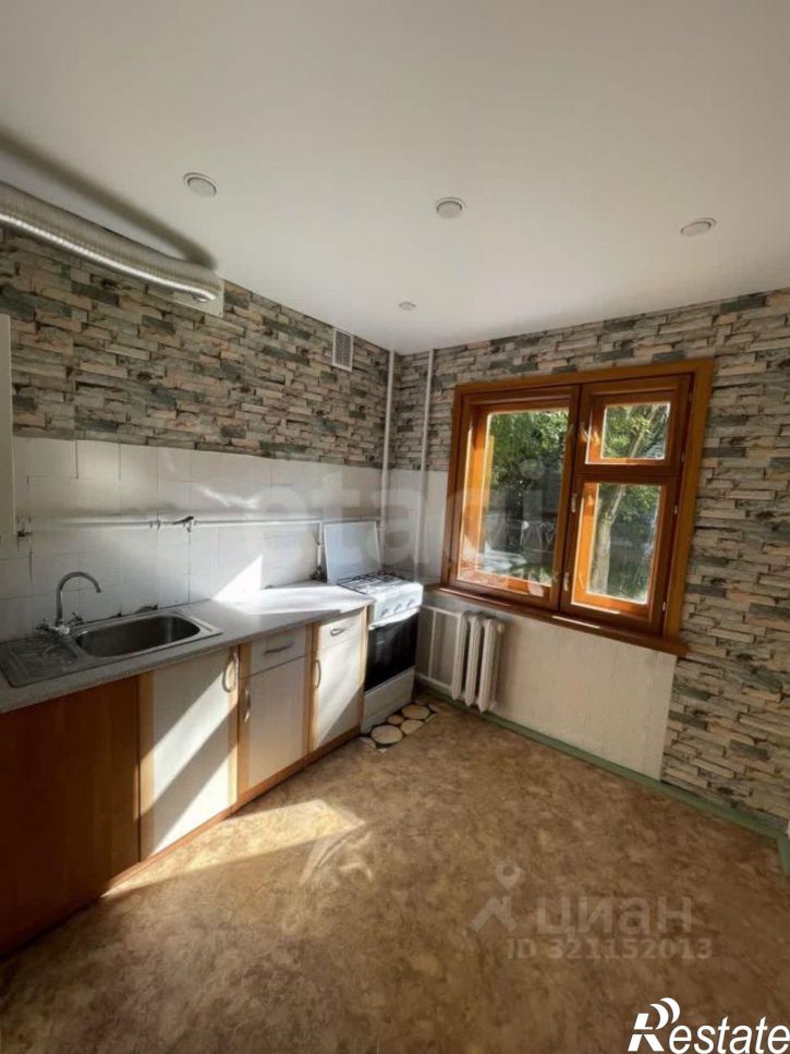 1-комн квартира улица Гурьянова, 37,  д. 37