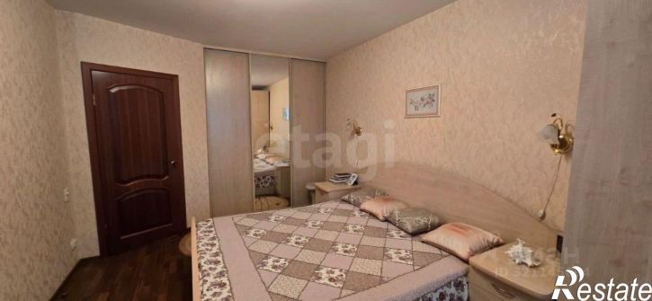 3-комн квартира улица Суворова, 111/21,  д. 111/21