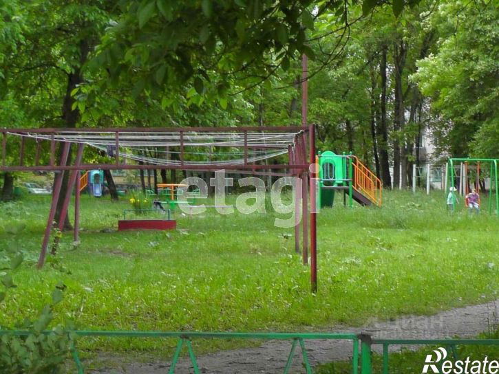 3-комн квартира улица Болотникова, 16,  д. 16