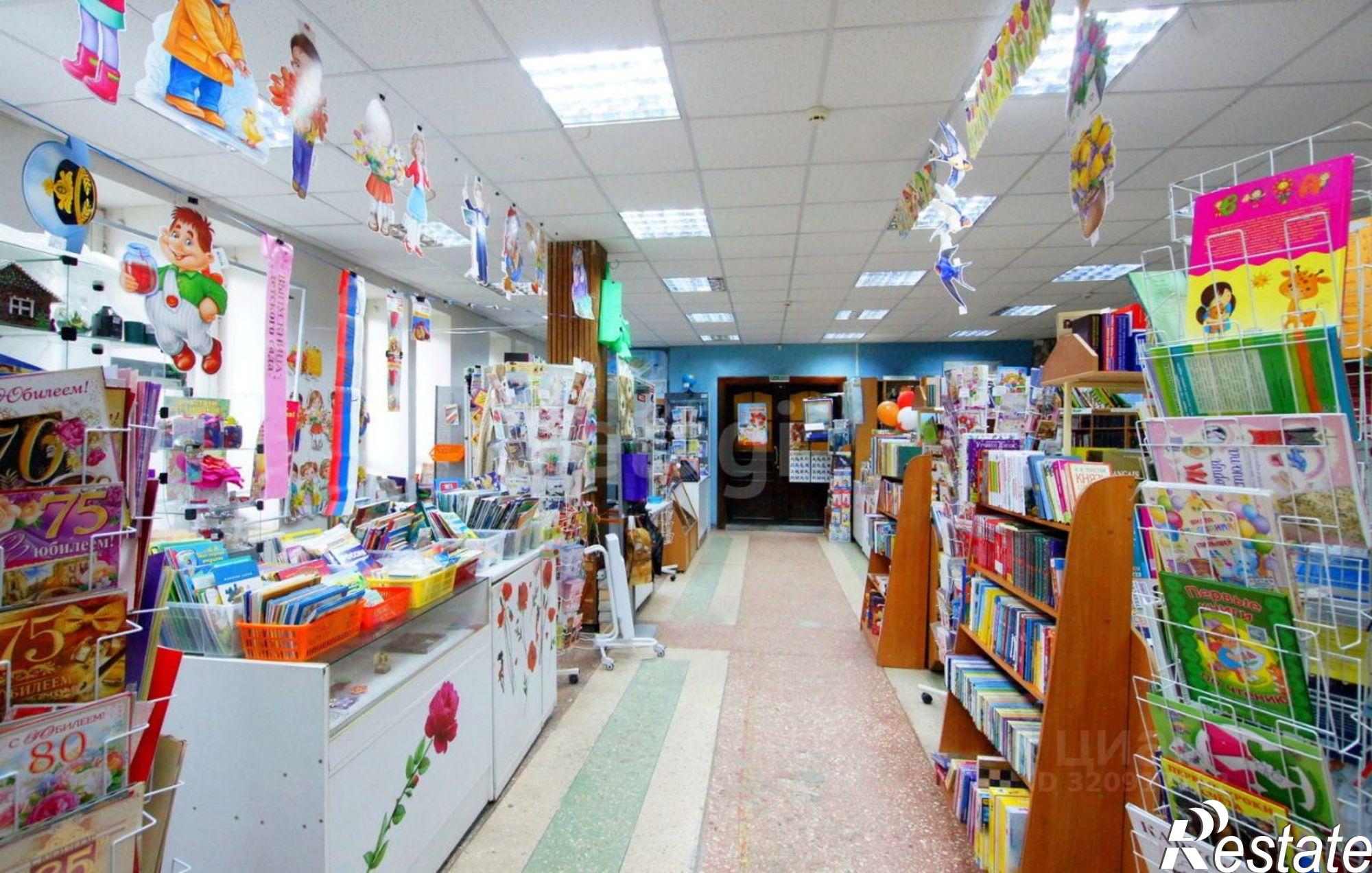 Купить торговое помещение за 64 350 000 рублей на улица Ленина, 68