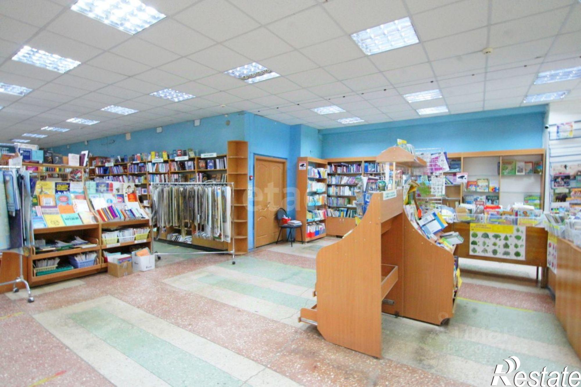 Купить торговое помещение за 64 350 000 рублей на улица Ленина, 68