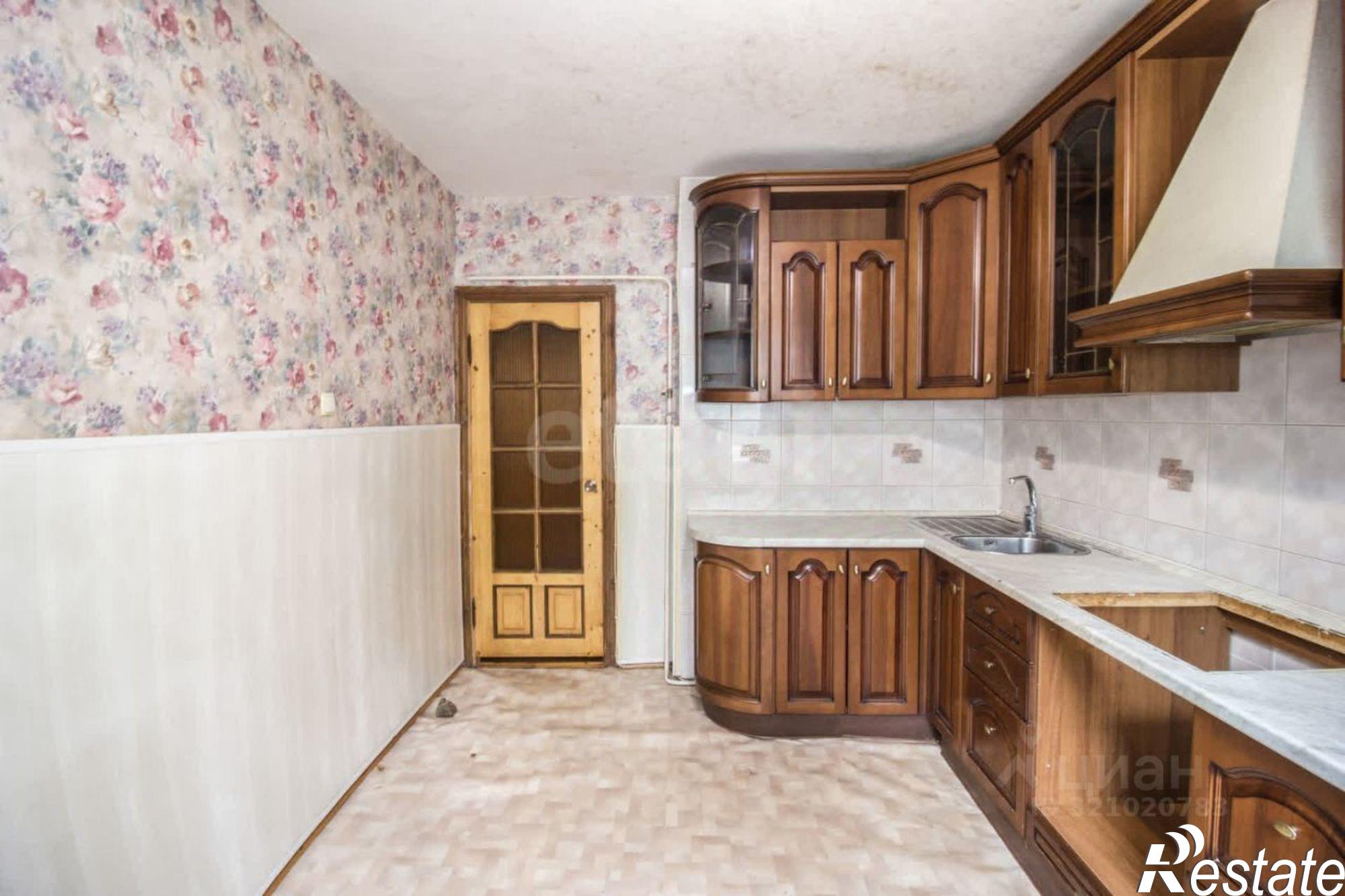 Купить квартиру за 4 500 000 рублей на Малоярославецкая улица, 2