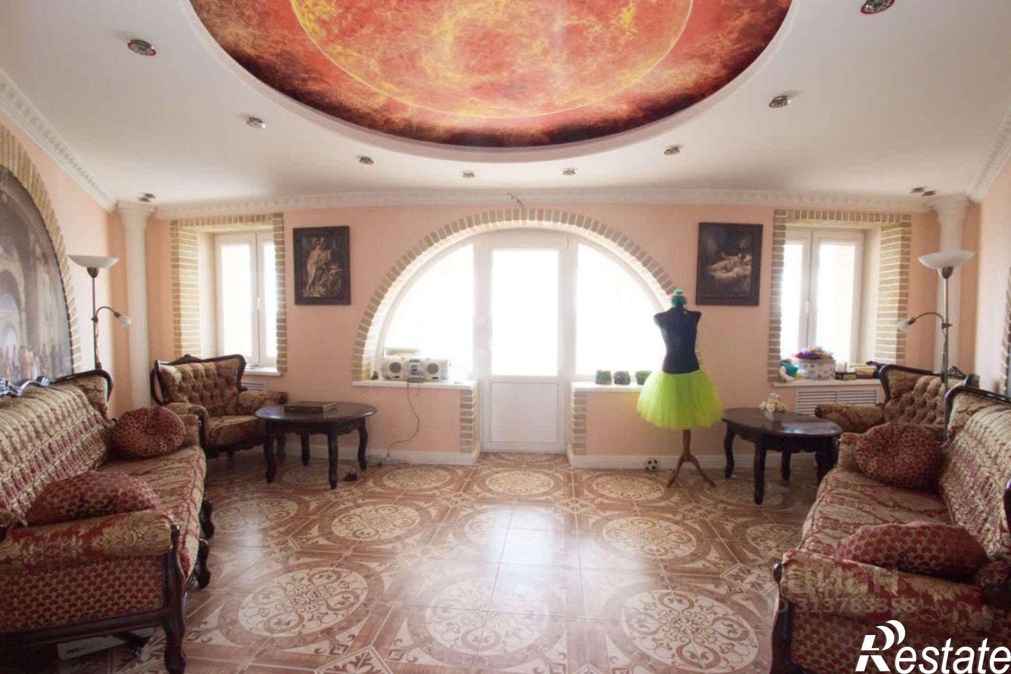 Купить квартиру за 19 500 000 рублей на Смоленский пер, 4