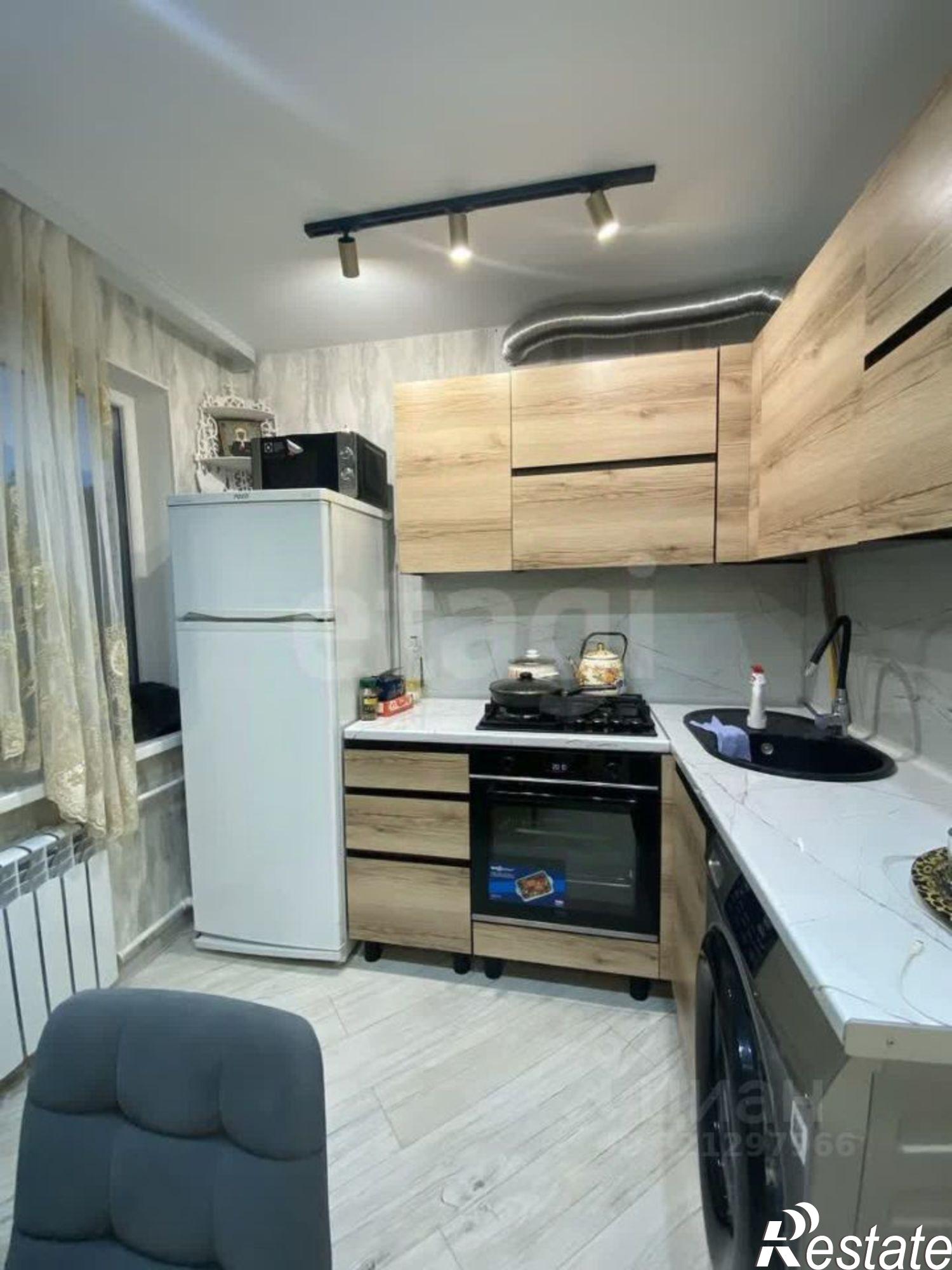 Купить квартиру за 2 990 000 рублей на ул Карачевская, 17