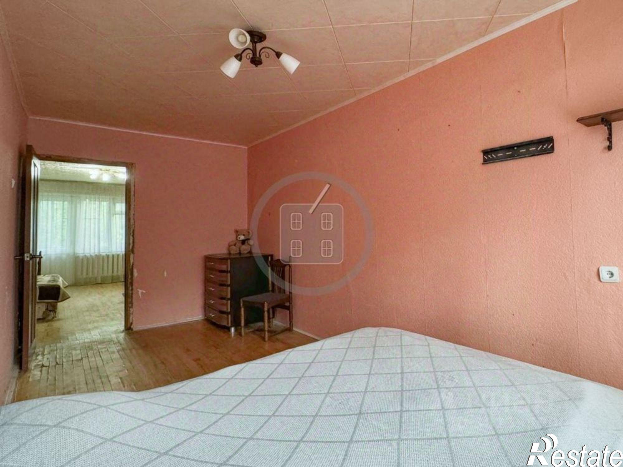 Купить квартиру за 4 300 000 рублей на Хрустальная улица, 64