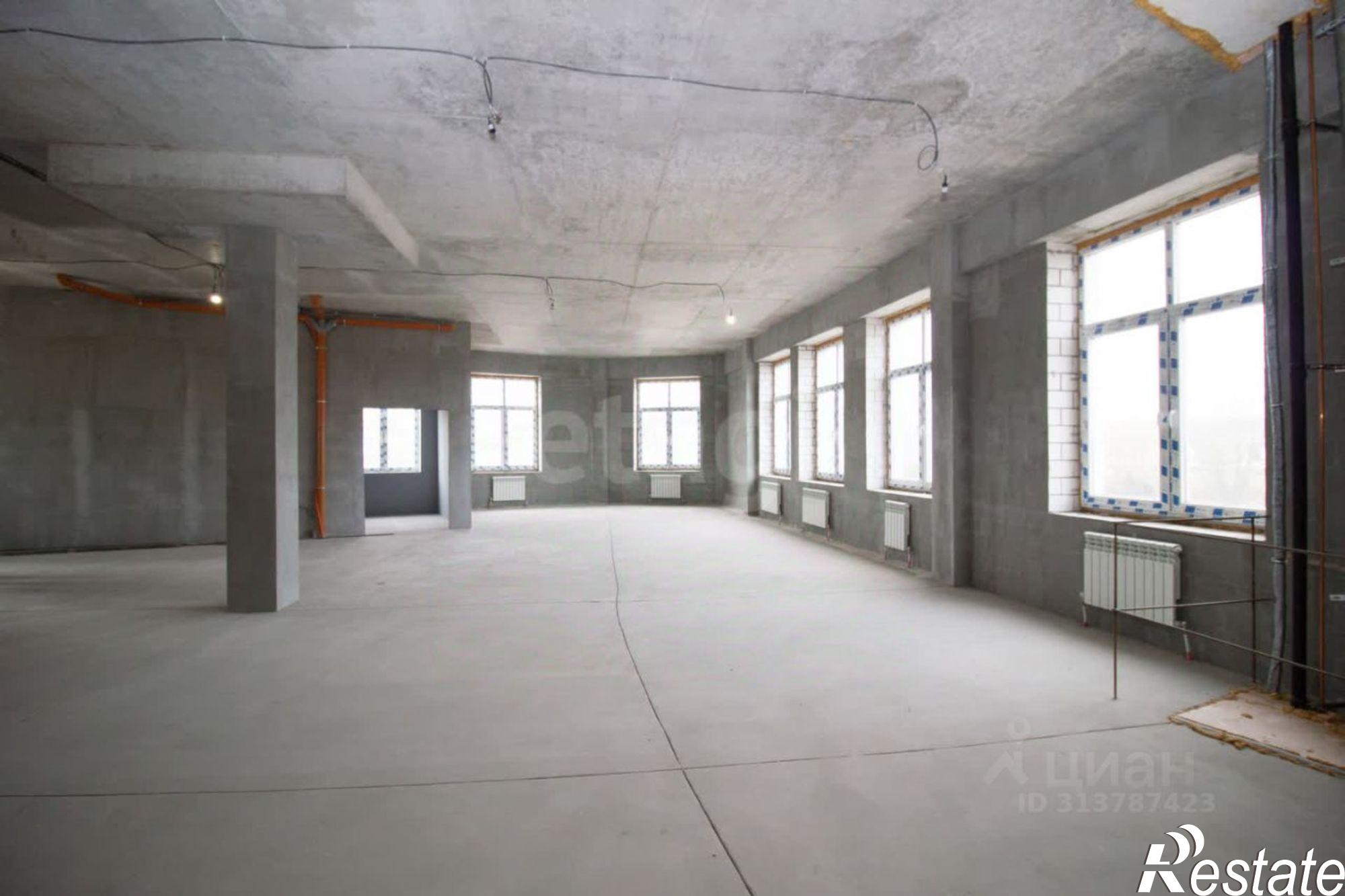 Купить торговое помещение за 24 962 100 рублей на Изумрудная улица, 24