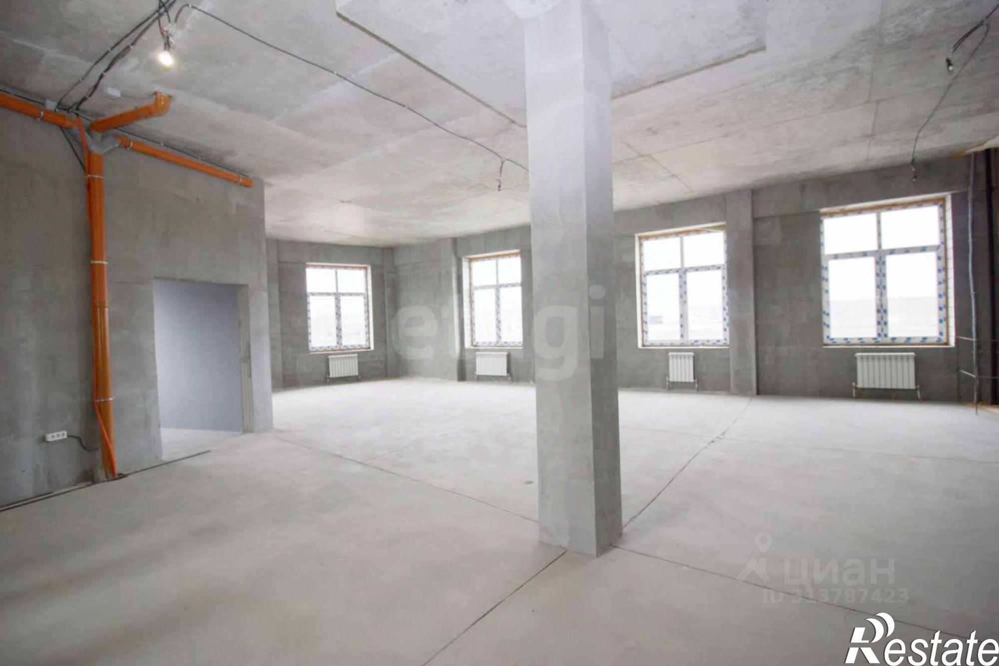 Купить торговое помещение за 24 962 100 рублей на Изумрудная улица, 24