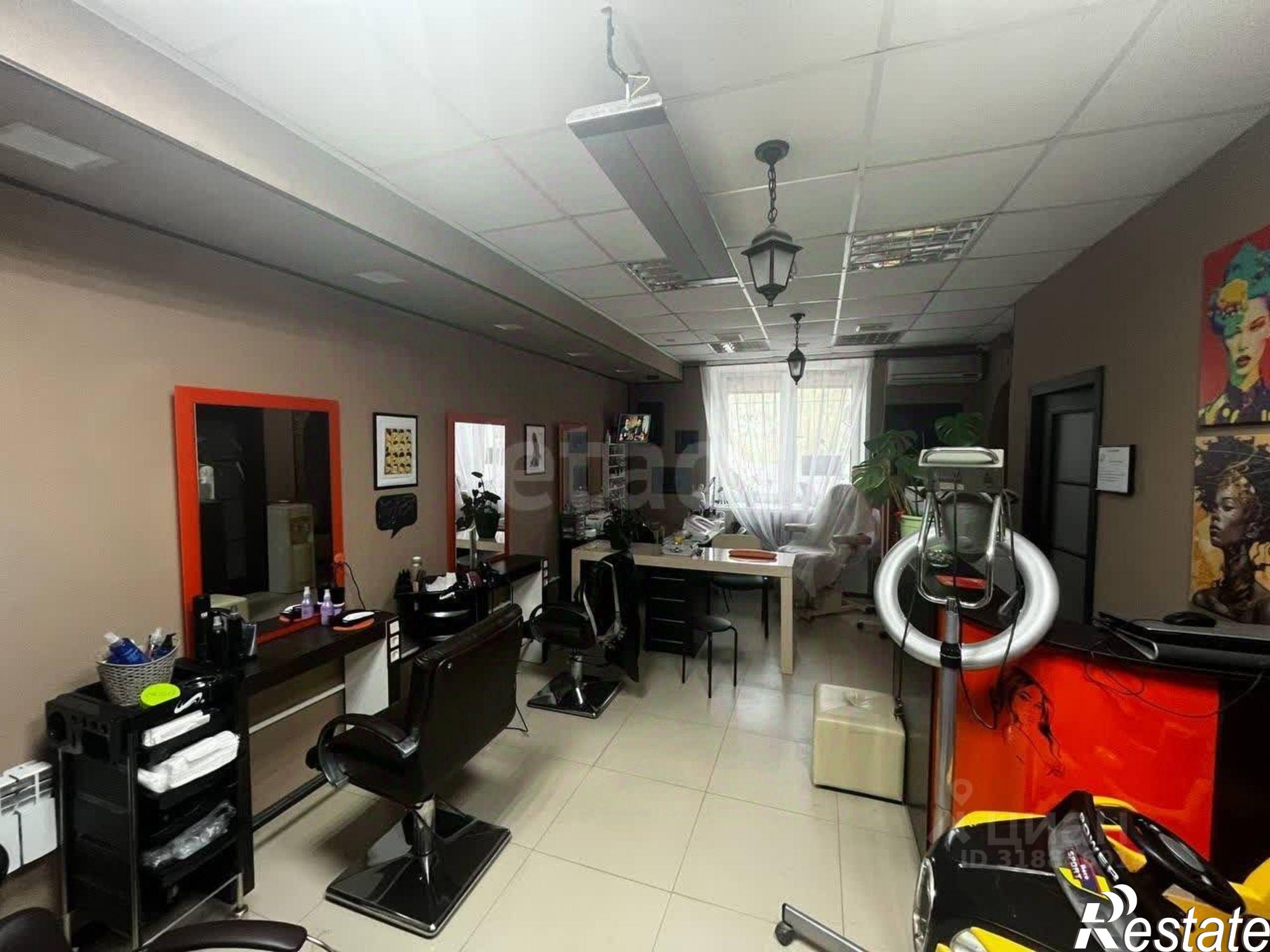 Купить торговое помещение за 8 300 000 рублей на улица Калужского Ополчения, 3 к2