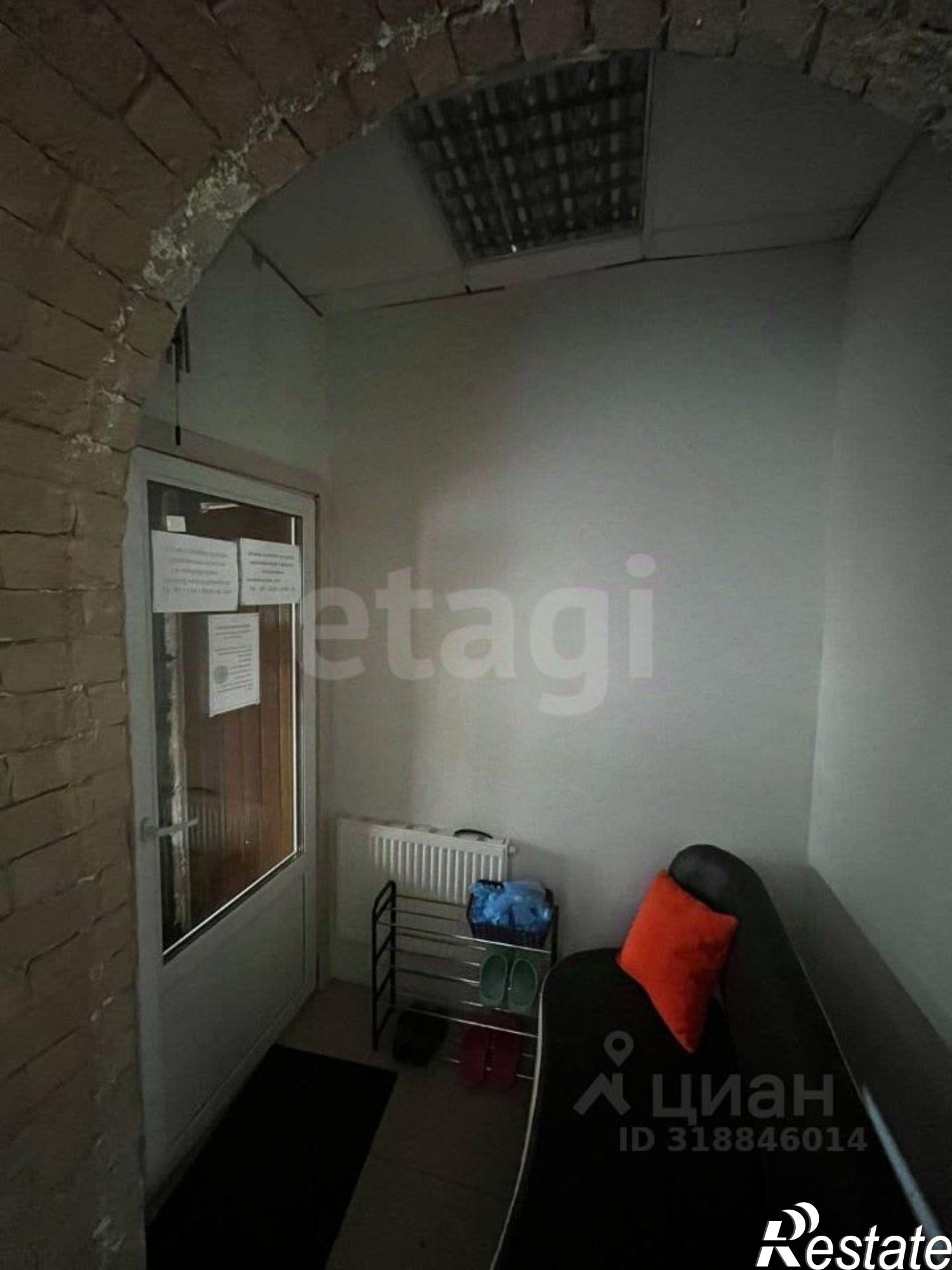 Купить торговое помещение за 8 300 000 рублей на улица Калужского Ополчения, 3 к2