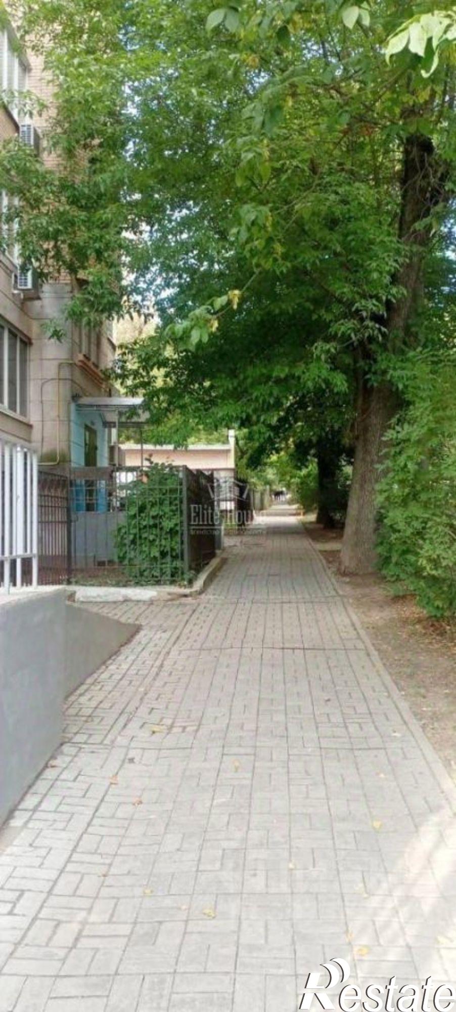 Купить гараж, место в паркинге за 1 399 000 рублей на ул Циолковского, 67/1