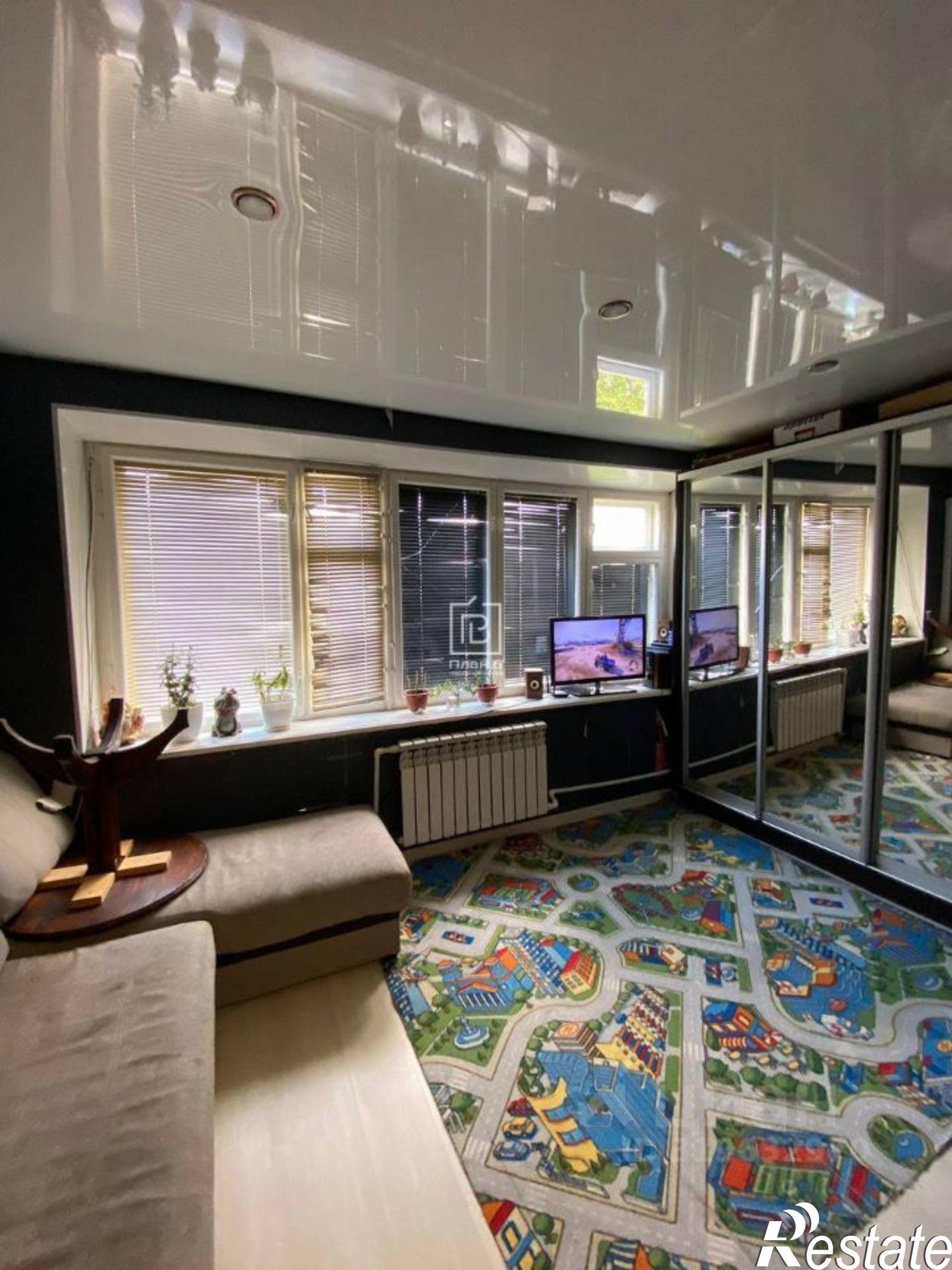 Купить комнату за 1 600 000 рублей на улица Платова, 40