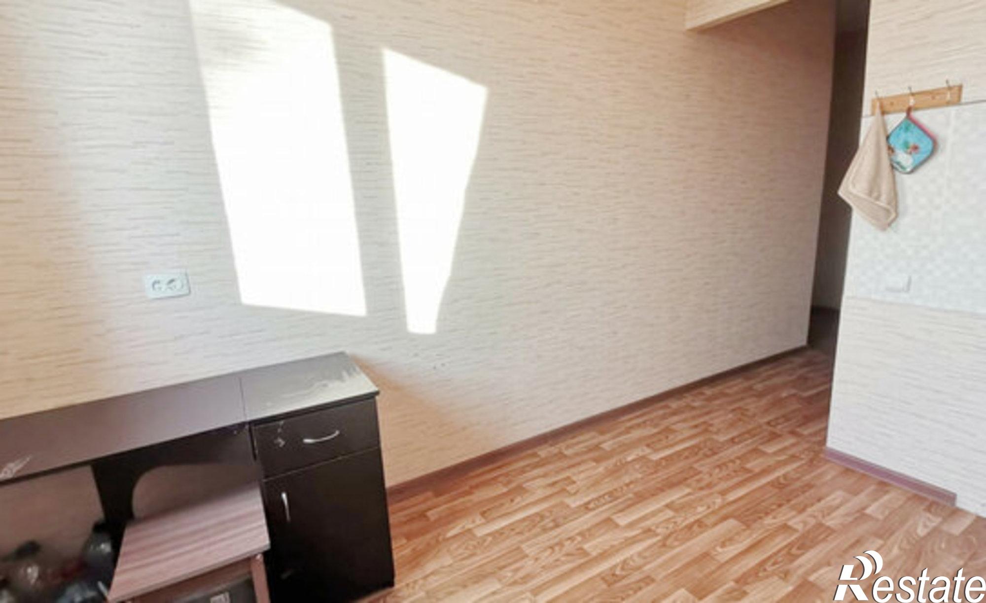 Купить квартиру за 2 200 000 рублей на Шахтёрская улица, 8