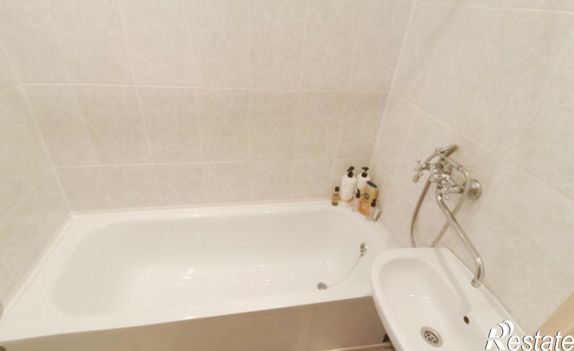 Купить квартиру за 2 200 000 рублей на Шахтёрская улица, 8