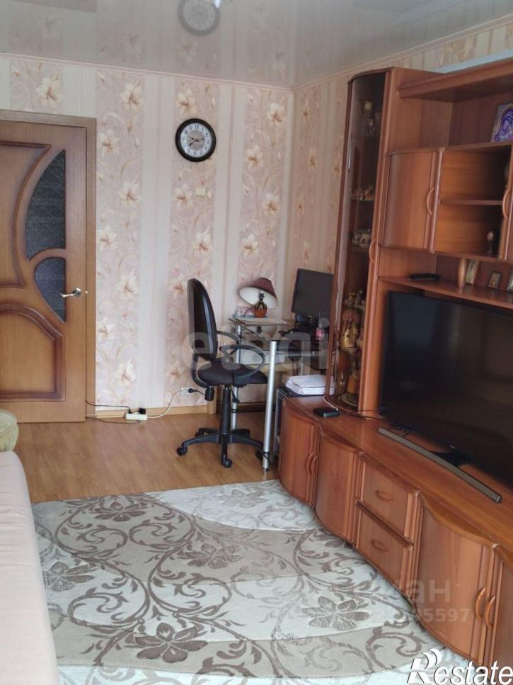 3-комн квартира улица Курсантов, 1,  д. 1