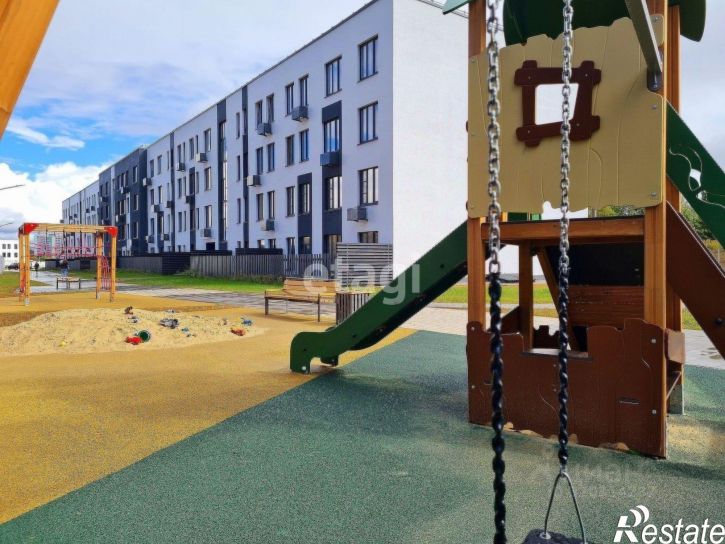 3-комн квартира улица Белые росы, 3,  д. 3