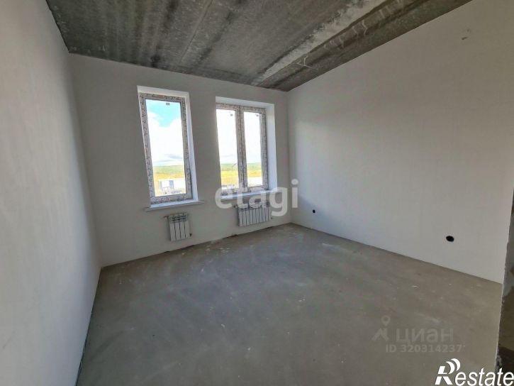 3-комн квартира улица Белые росы, 3,  д. 3