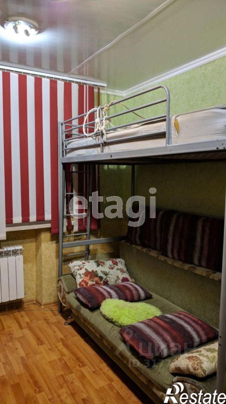 4-комн квартира улица Максима Горького, 52,  д. 52