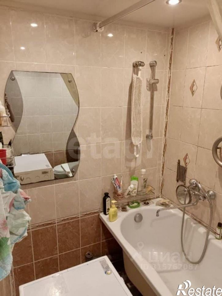 2-комн квартира улица Гурьянова, 16,  д. 16