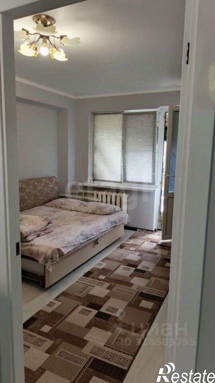 3-комн квартира ул Суворова, 142,  д. 142