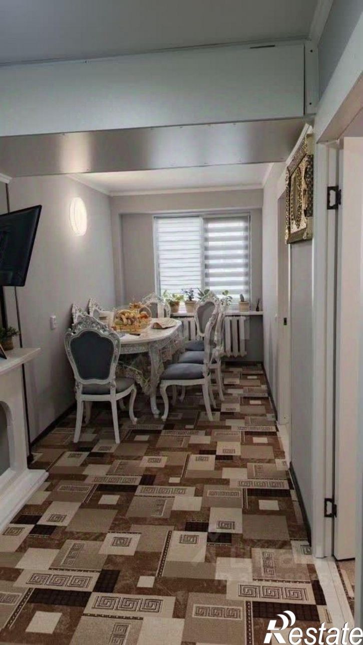 3-комн квартира ул Суворова, 142,  д. 142