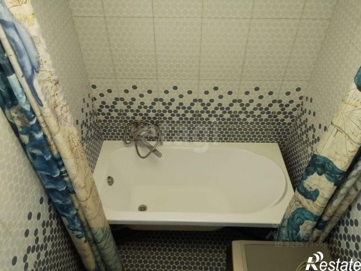 3-комн квартира улица Веры Андриановой, 27,  д. 27