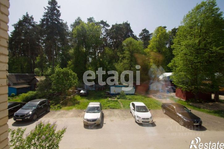 2-комн квартира улица Учхоз, 3,  д. 3