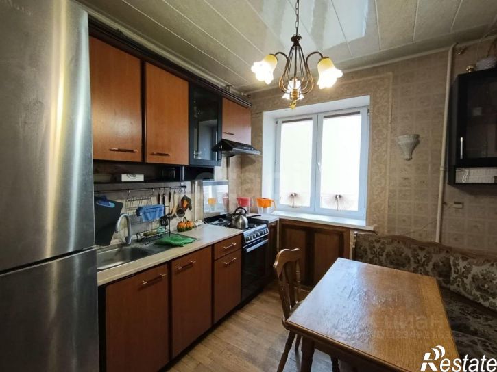 3-комн квартира улица Карпова, 19,  д. 19