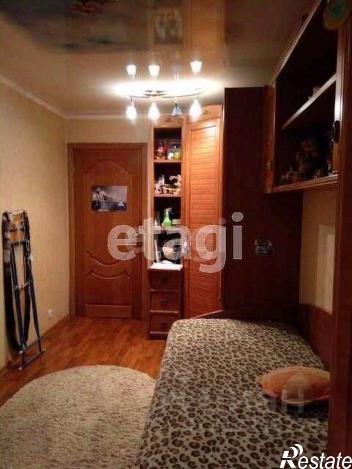 3-комн квартира ул Дубрава, 8,  д. 8