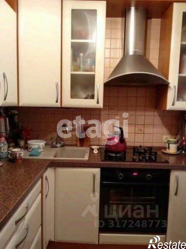 3-комн квартира ул Дубрава, 8,  д. 8