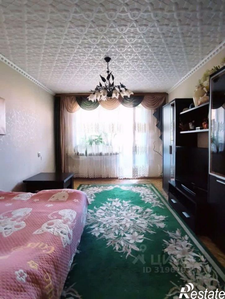 3-комн квартира Сиреневый бульвар, 8,  д. 8