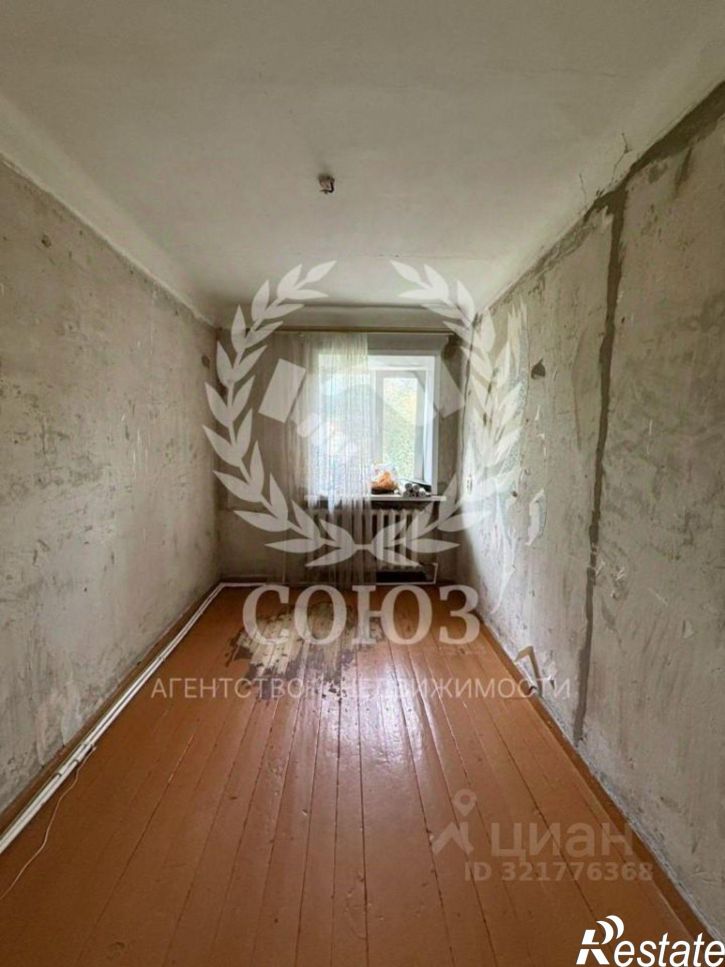 2-комн квартира ул Космонавта Комарова, 43,  д. 43