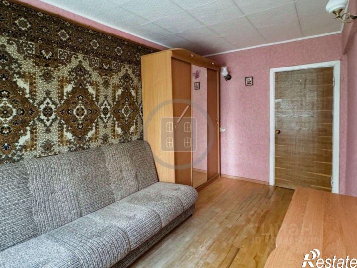 3-комн квартира Хрустальная улица, 64,  д. 64