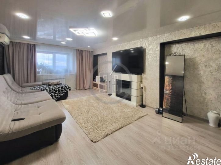 3-комн квартира улица Гурьянова, 18 к2,  д. 18 к2