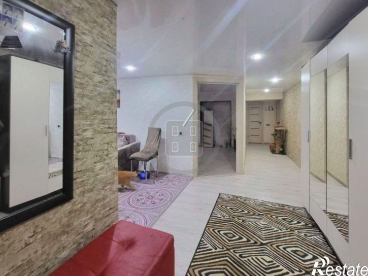 3-комн квартира улица Гурьянова, 18 к2,  д. 18 к2