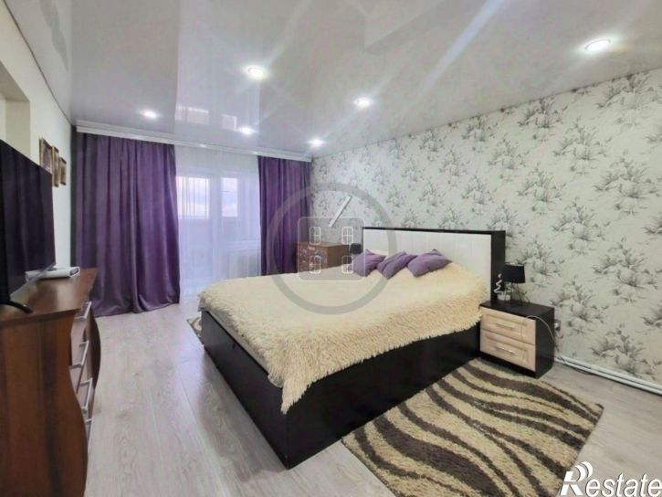 3-комн квартира улица Гурьянова, 18 к2,  д. 18 к2