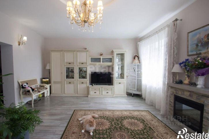 4-комн квартира 1-й Больничный переулок, 17,  д. 17