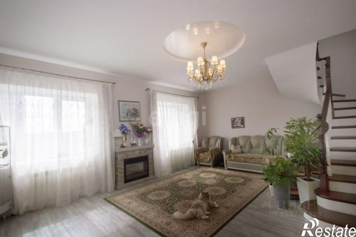 4-комн квартира 1-й Больничный переулок, 17,  д. 17