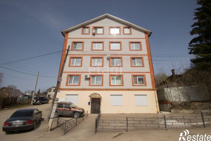 4-комн квартира 1-й Больничный переулок, 17,  д. 17