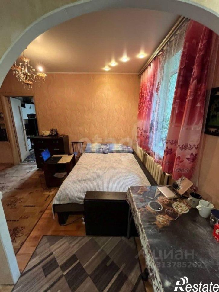 2-комн квартира улица Платова, 3,  д. 3