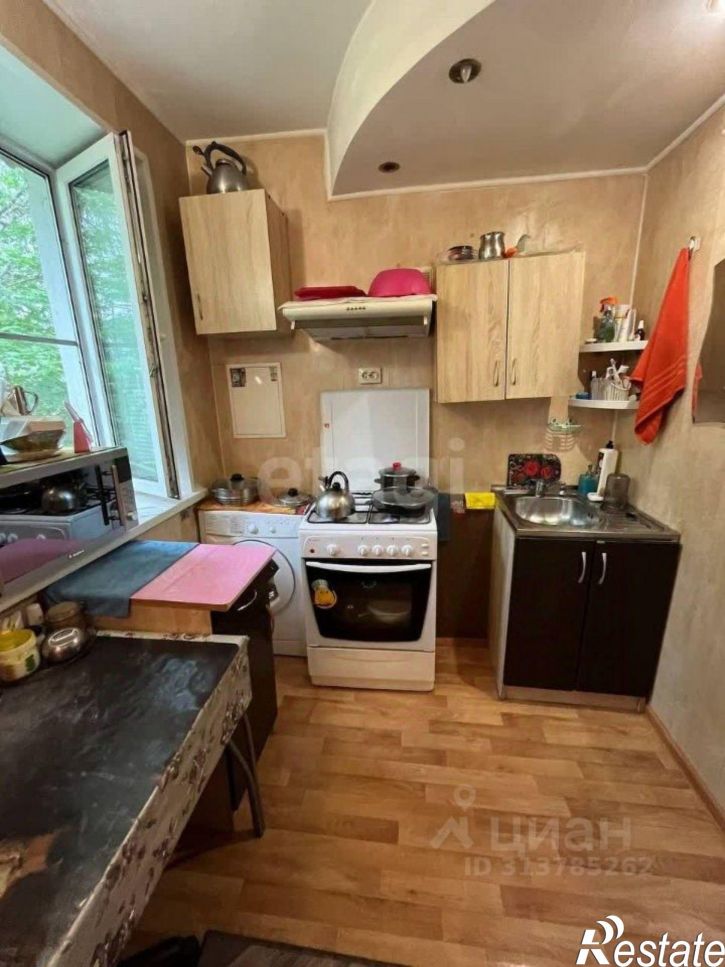 2-комн квартира улица Платова, 3,  д. 3