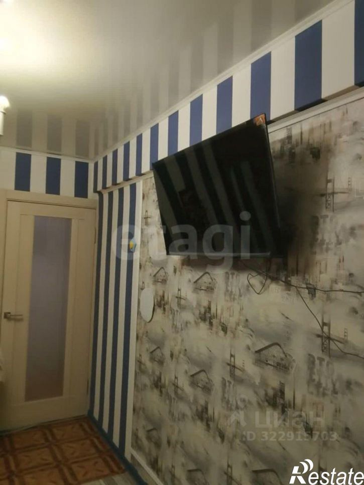 3-комн квартира улица Гурьянова, 47,  д. 47