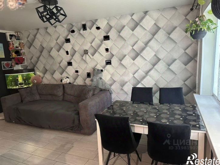 3-комн квартира ул Тульская, 100,  д. 100