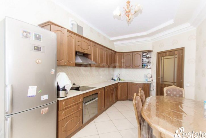 2-комн квартира улица Генерала Попова, 10,  д. 10