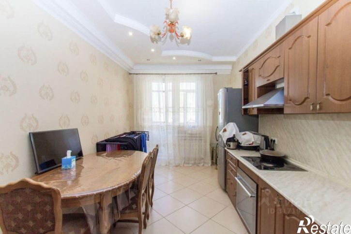 2-комн квартира улица Генерала Попова, 10,  д. 10