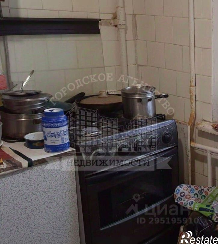 3-комн квартира Хрустальная улица, 58,  д. 58